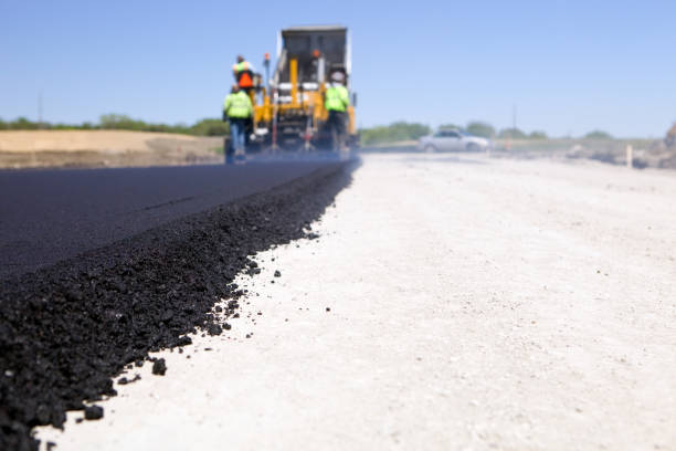 Best Local Driveway Pavers  in Carlton, OR